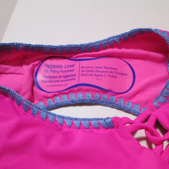 Salt + Cove Cutout Side 1 Piece Swimsuit Embroidery Trim NWT Sz XS - Picture 10 of 11